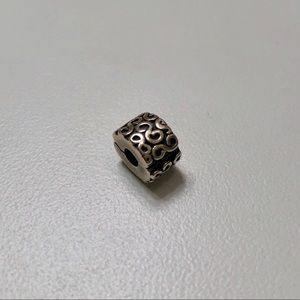 Pandora S Clip